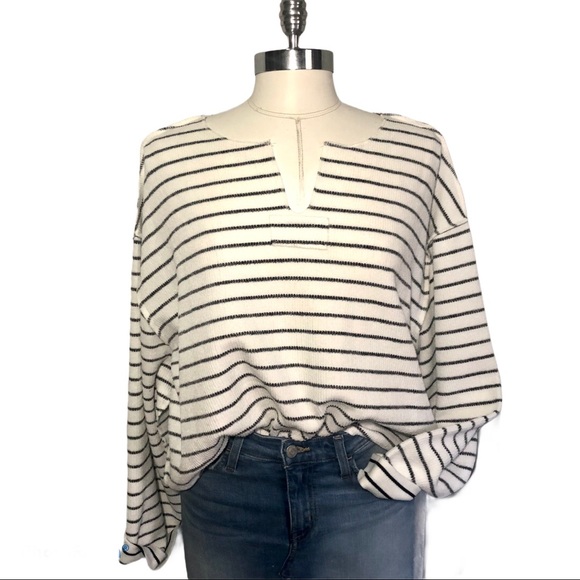 Urban Outfitters Tops - Urban Outfitters Long Sleeve Striped Shirt Sz Med